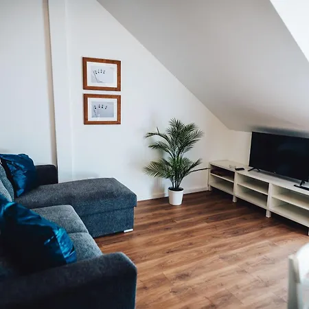 Poker Apartmanhaz Balatonlelle