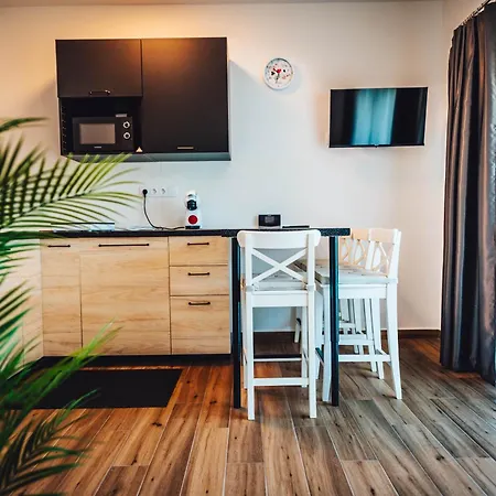 Poker Apartmanhaz Apartment Balatonlelle