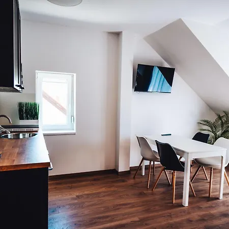 Apartment Poker Apartmanhaz *