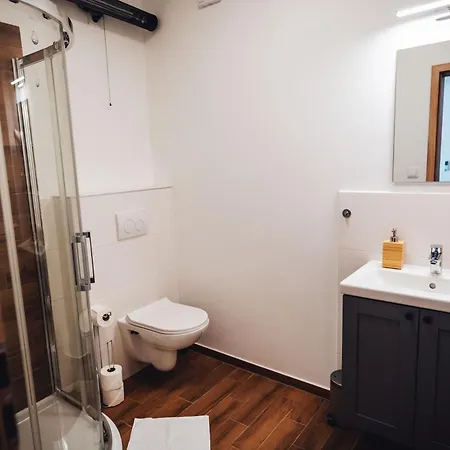 Poker Apartmanhaz Apartment Balatonlelle